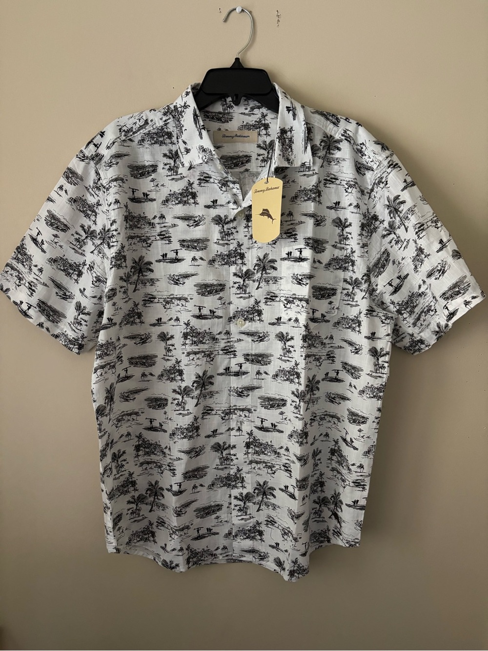 Tommy Bahama Men’s Cotton White and Black Print Shirt Sz. L New